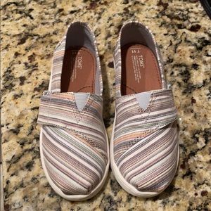 NWIB. size T11 Toms kids shoes